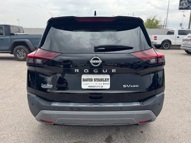 Used 2023 Nissan Rogue SV AWD/4WD image 5