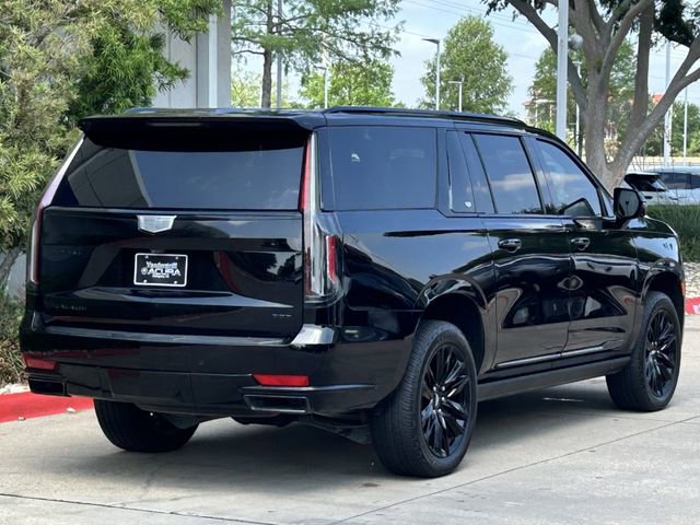 Used 2023 Cadillac Escalade ESV Sport Platinum image 4