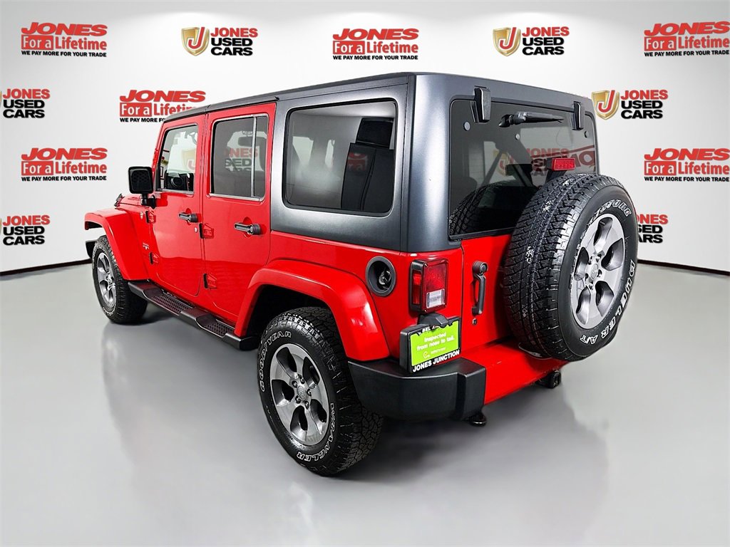 Used 2018 Jeep Wrangler Unlimited Sahara w/ Max Tow Package image 2