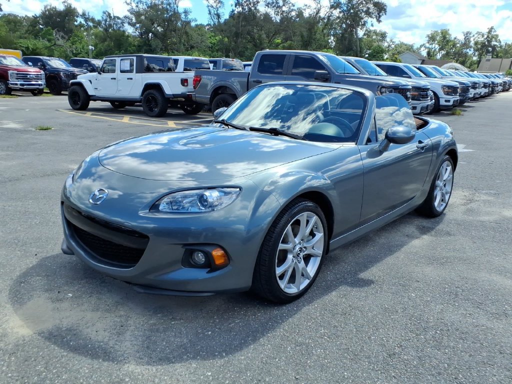 Used 2013 MAZDA MX-5 Miata Grand Touring RWD image 3