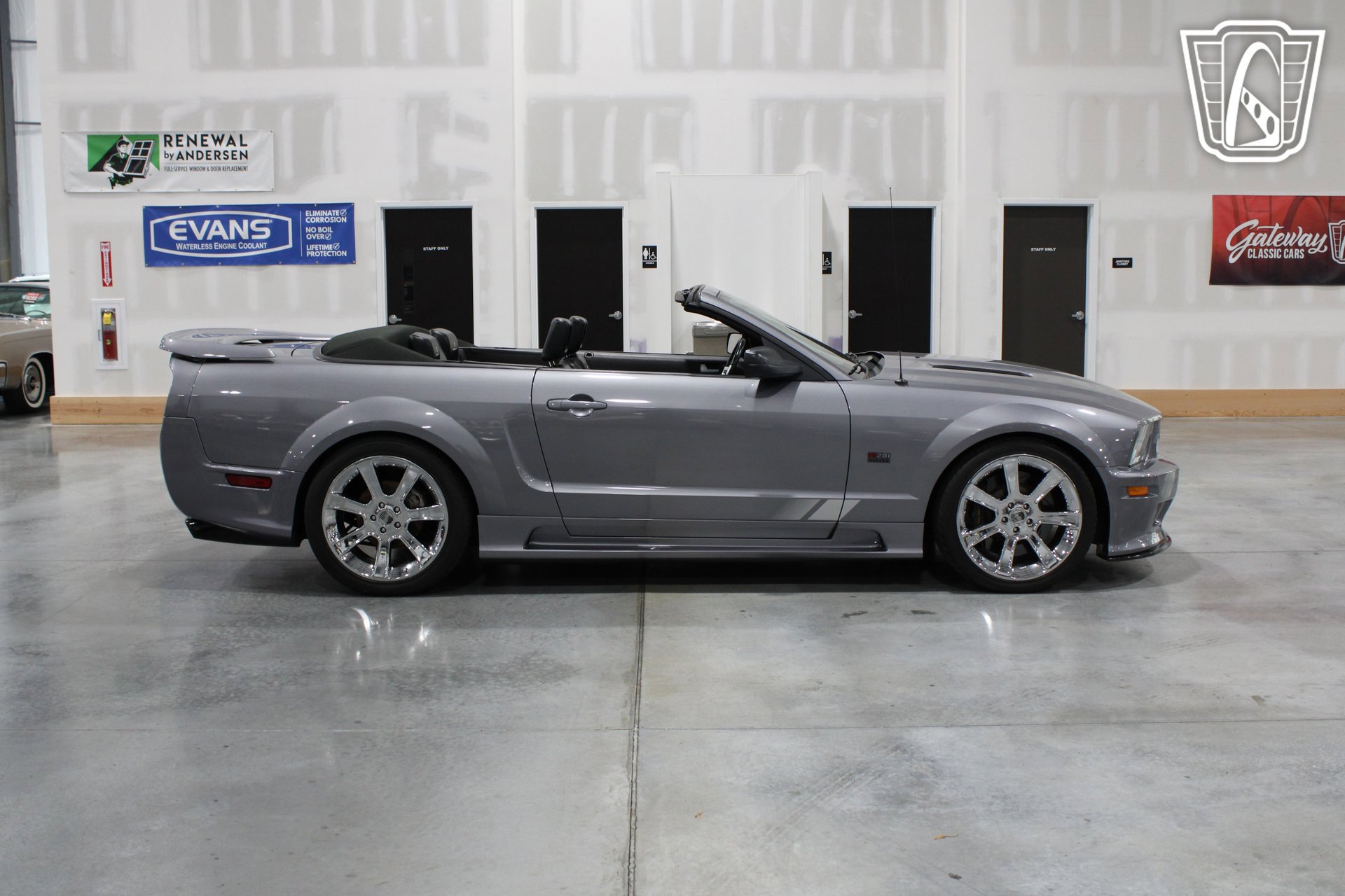 Used 2006 Ford Mustang GT RWD image 17