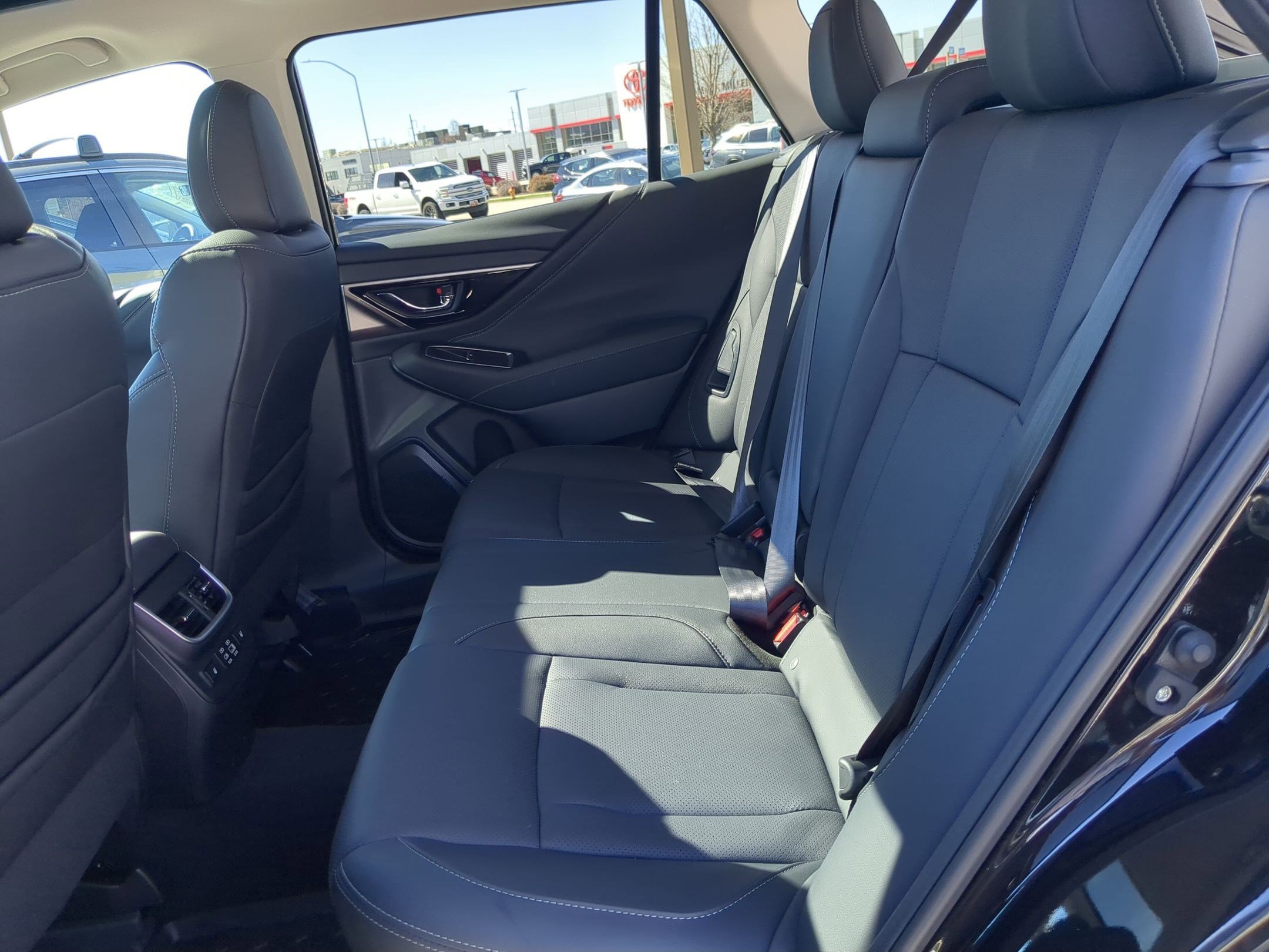 Used 2025 Subaru Outback Limited XT w/ Popular Package #2 image 30