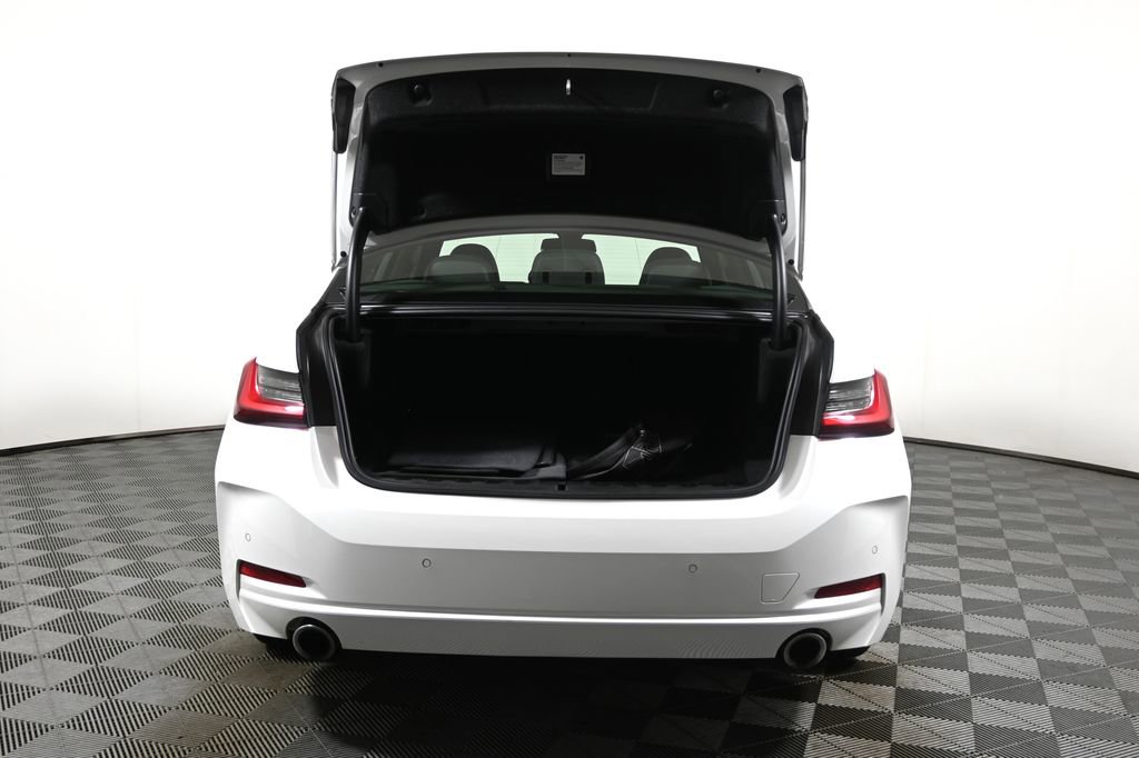 Certified 2023 BMW 330e xDrive w/ Premium Package image 35