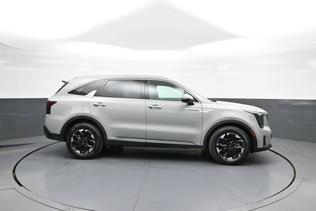New 2026 Kia Sorento S FWD image 5