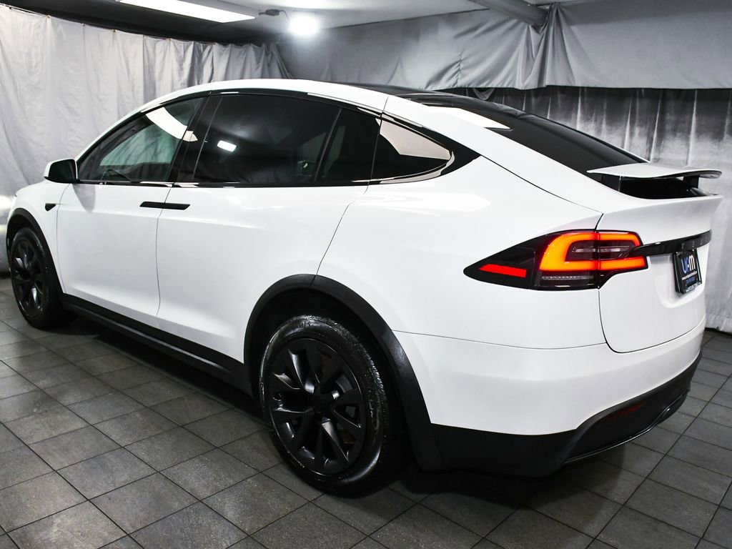 Used 2023 Tesla Model X AWD/4WD image 4