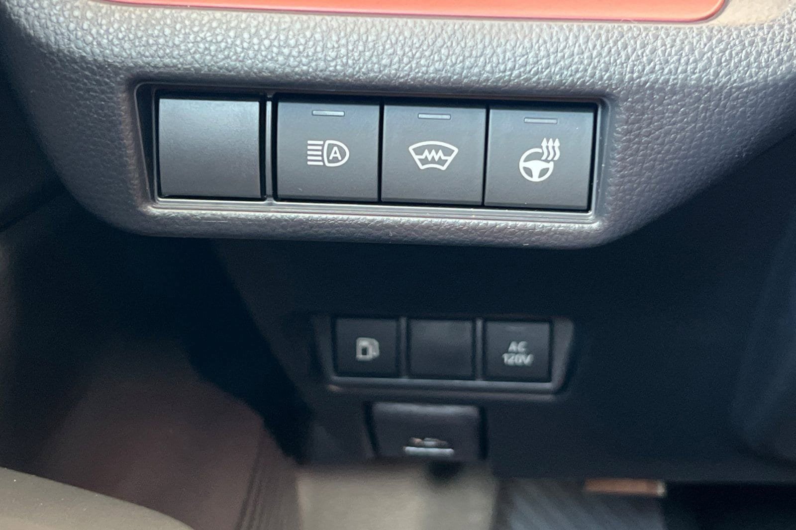 New 2026 Toyota Prius Plug-In Hybrid FWD image 28