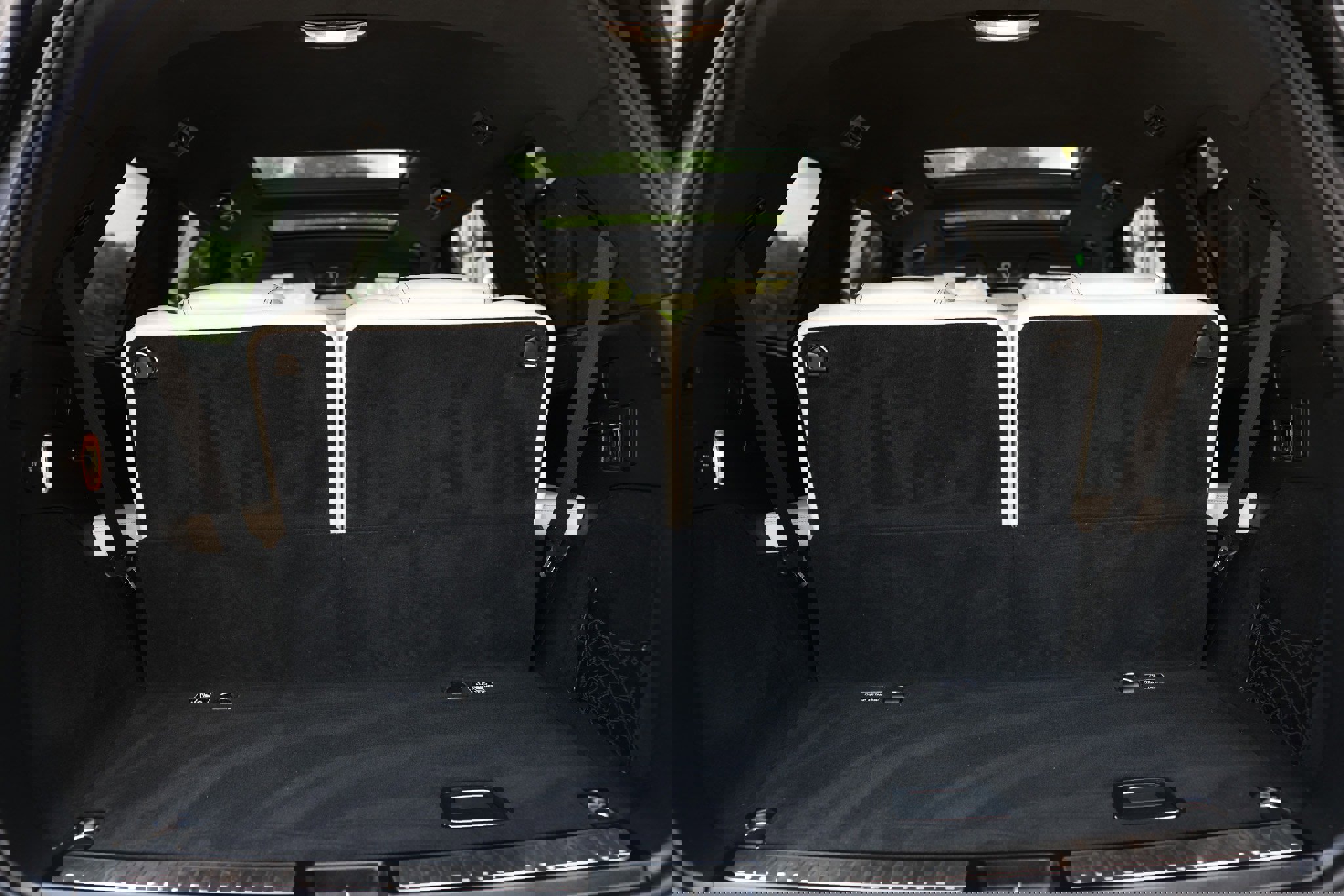 Used 2015 Mercedes-Benz GL 63 AMG 4MATIC image 35