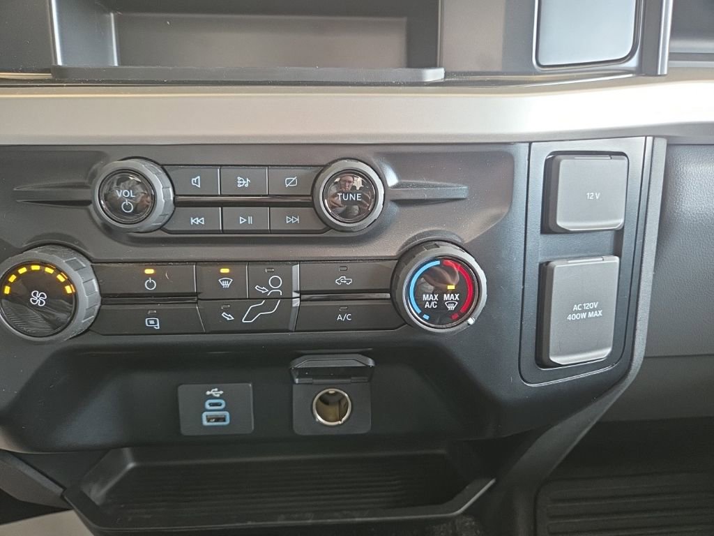 Used 2024 Ford F250 XL w/ 360-Degree Camera Package image 18