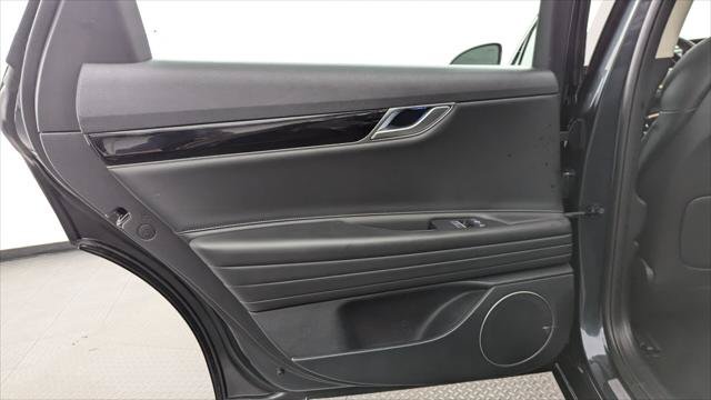 Used 2023 Genesis G80 2.5T AWD/4WD image 12