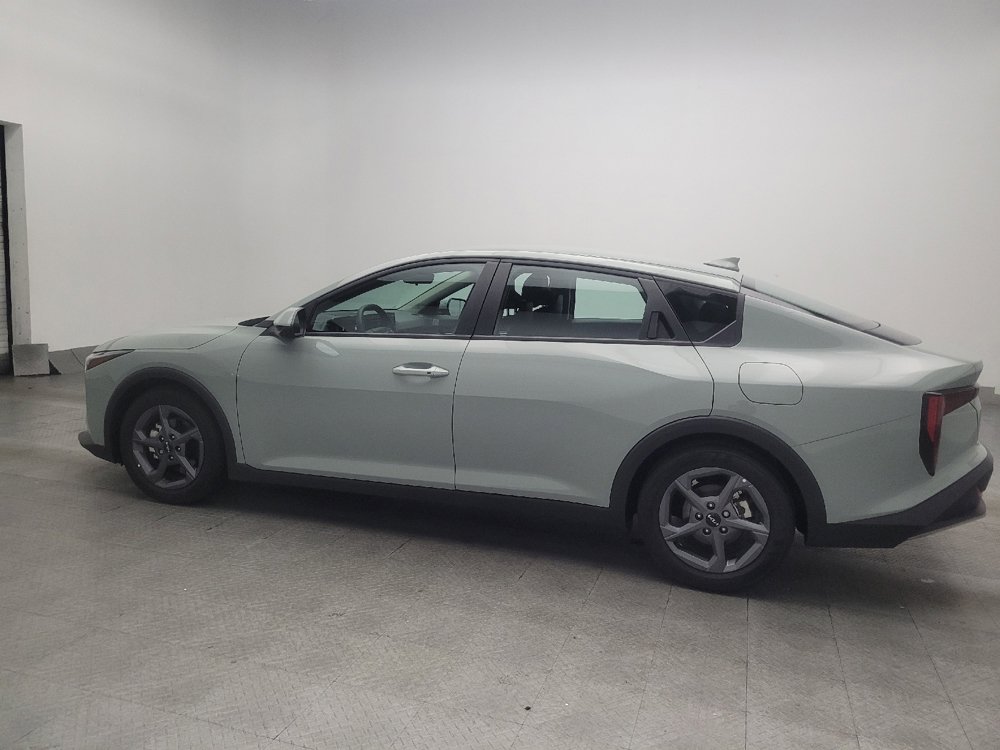 Used 2025 Kia K4 FWD image 3