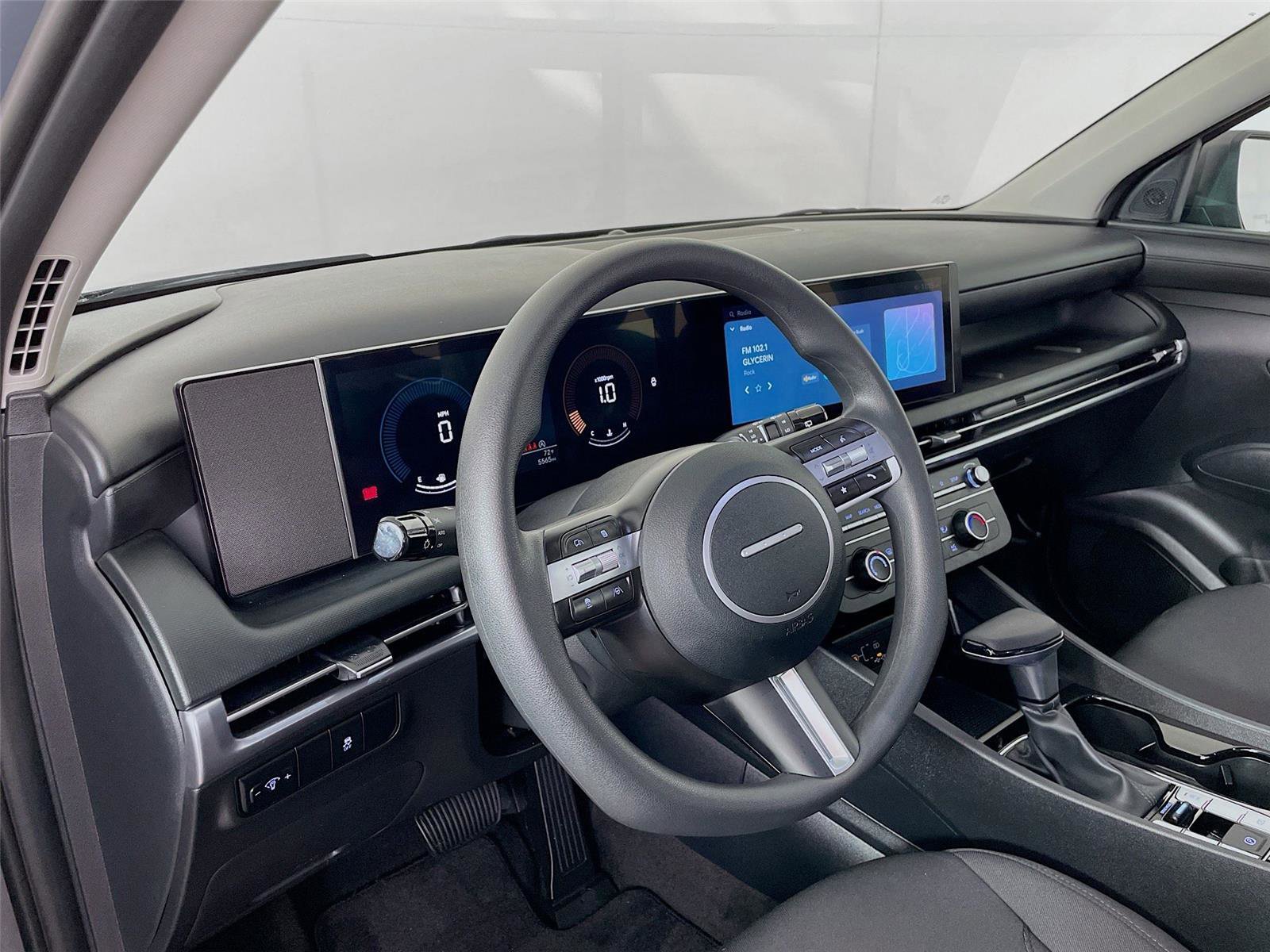 Certified 2025 Hyundai Tucson SE image 12