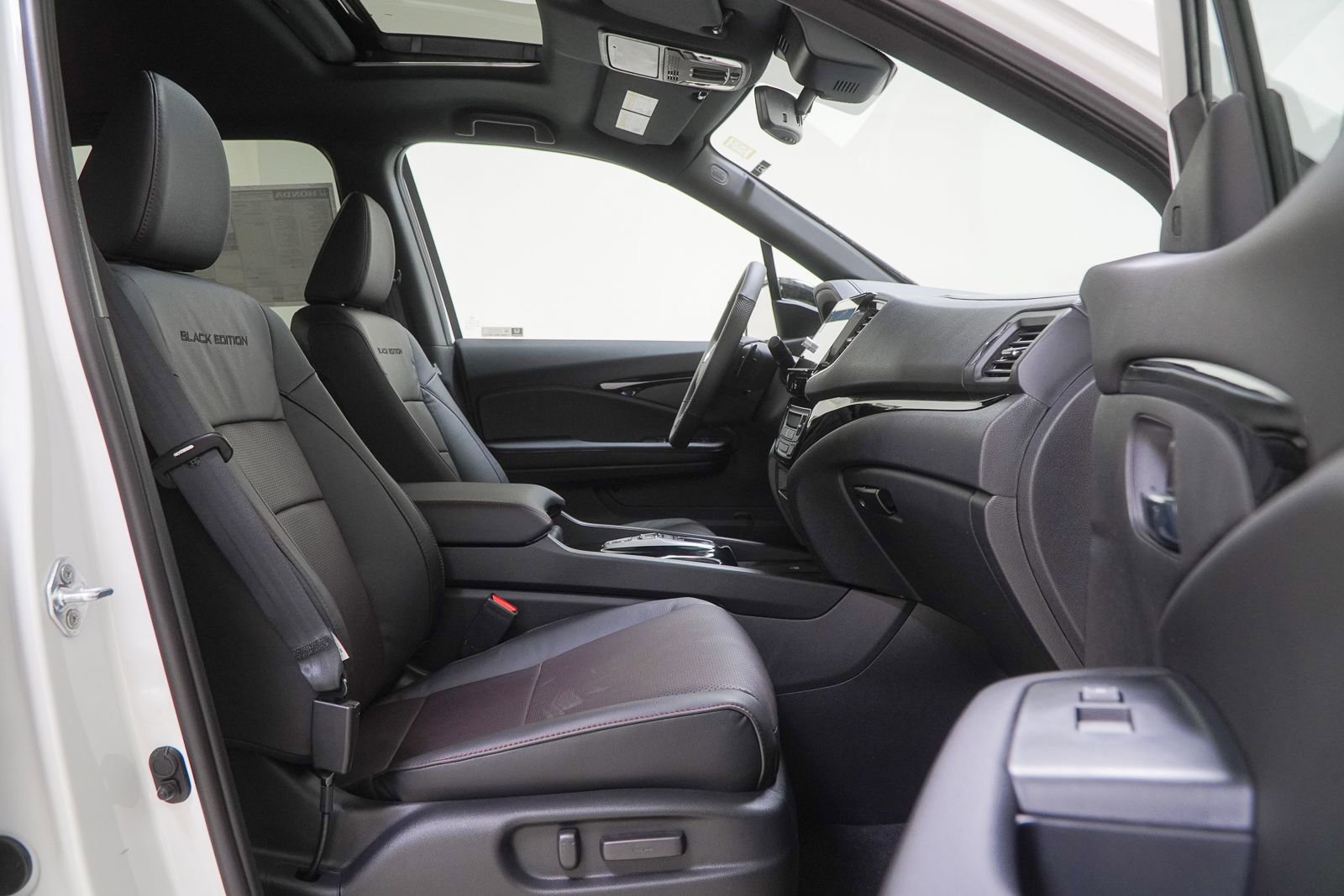 New 2026 Honda Ridgeline Black Edition image 39