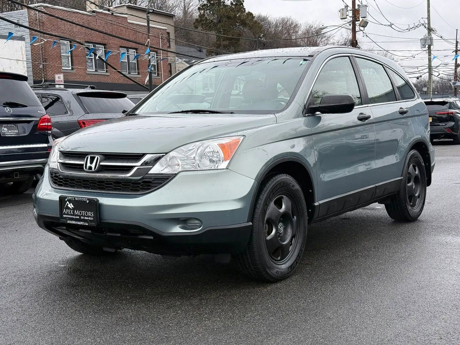 Used 2011 Honda CR-V LX image 1