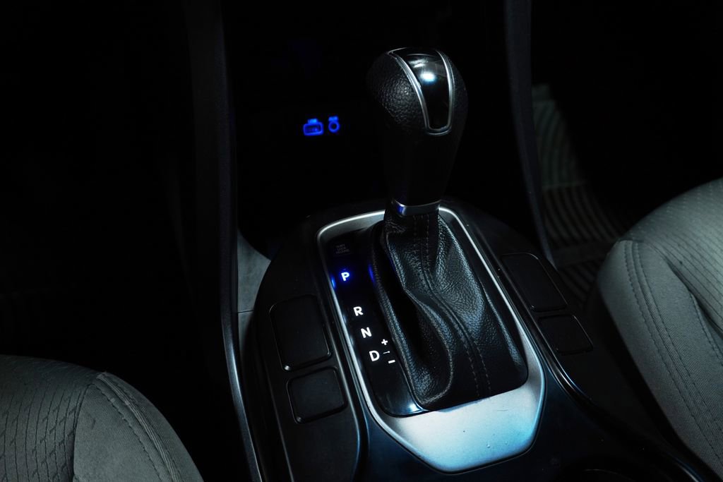 Used 2017 Hyundai Santa Fe Sport image 20