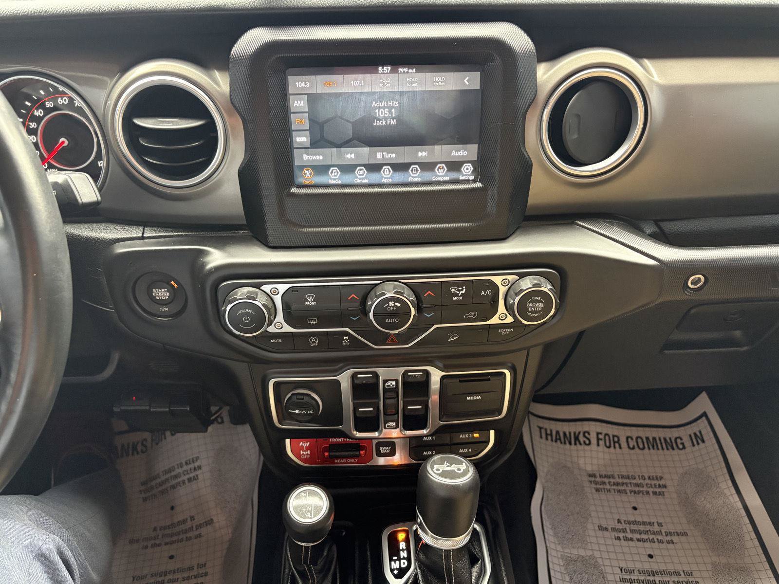 Used 2018 Jeep Wrangler Unlimited Rubicon AWD/4WD image 19