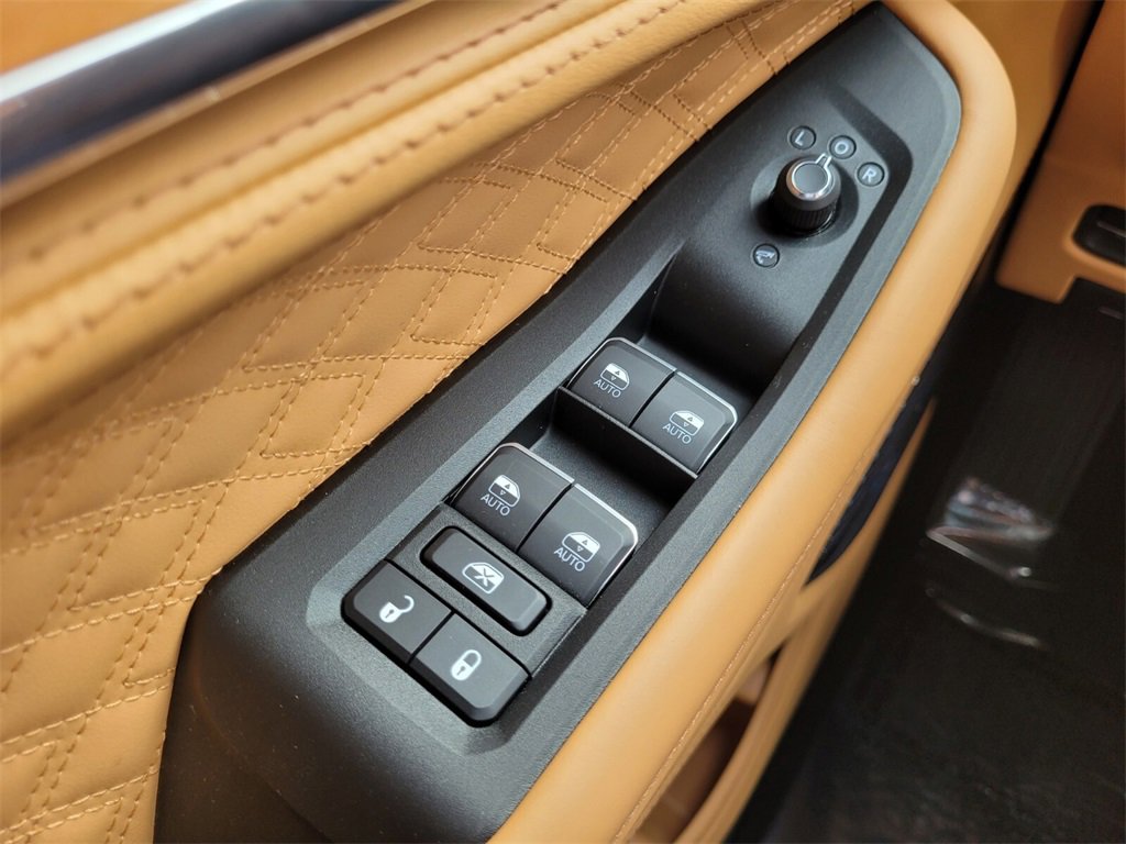 Used 2025 Jeep Grand Cherokee L Summit image 28