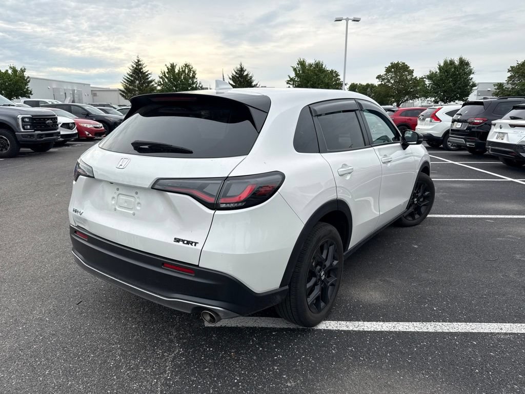 Used 2024 Honda HR-V Sport image 12