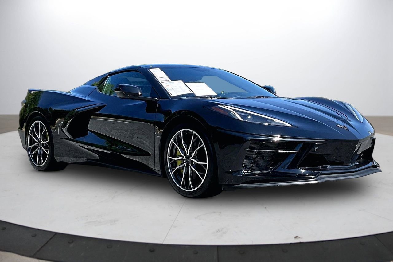 Used 2023 Chevrolet Corvette Stingray Premium Conv w/ Z51 Performance Package RWD image 2