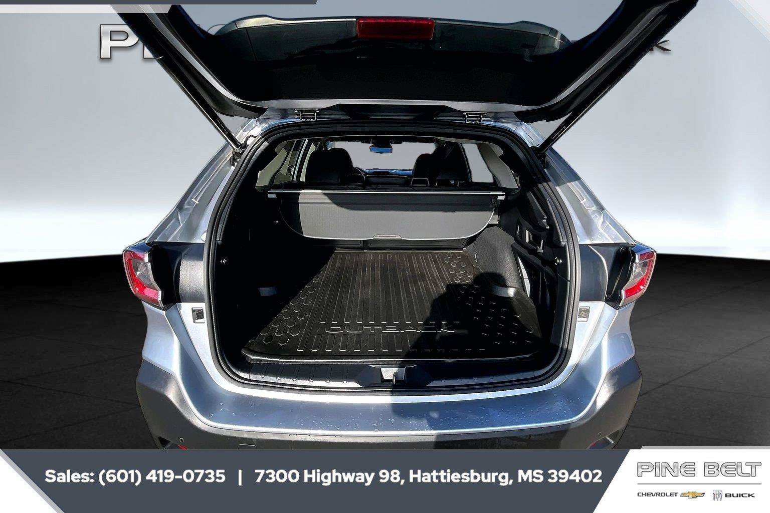 Used 2023 Subaru Outback Touring AWD/4WD image 21