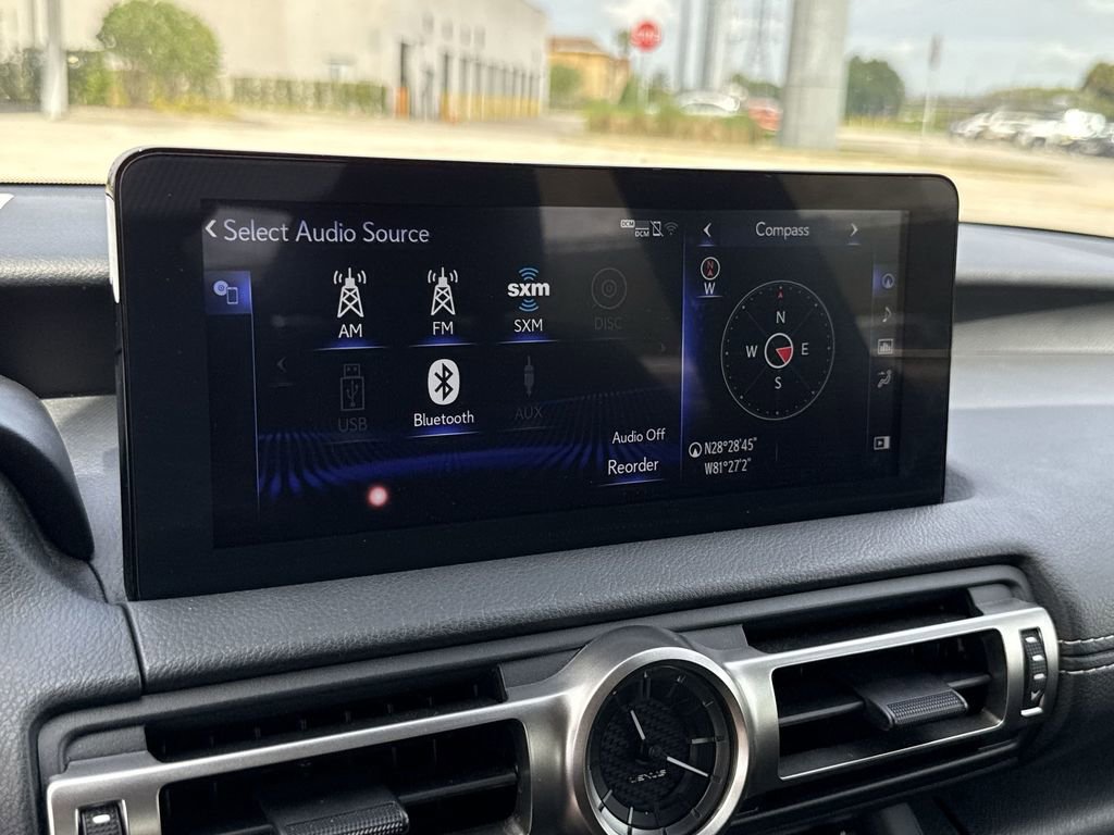 Used 2022 Lexus IS 350 F Sport RWD image 23