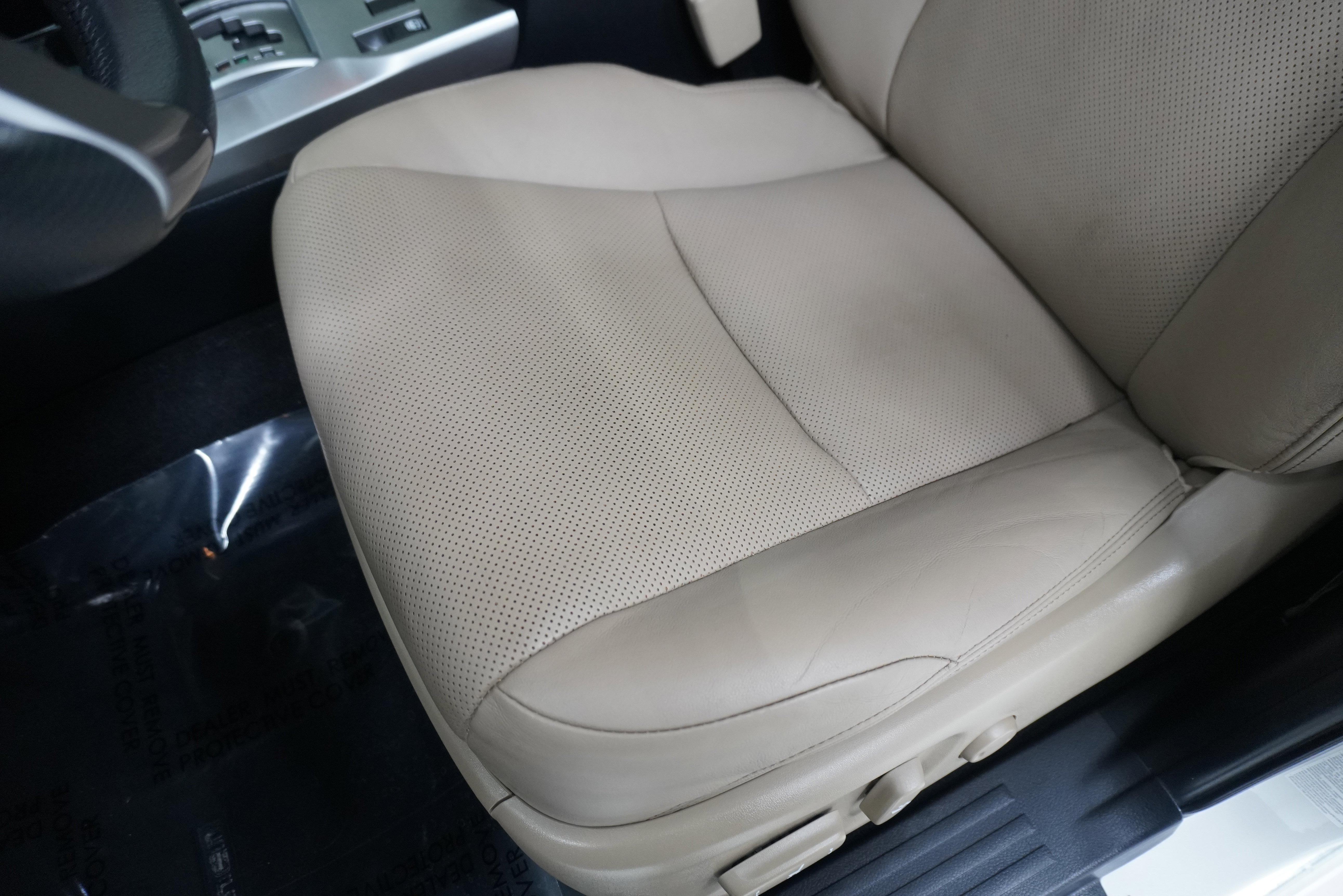 Used 2019 Toyota 4Runner Limited AWD/4WD image 12