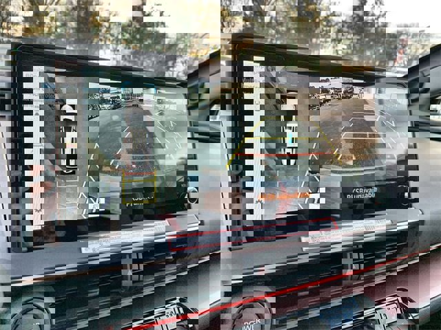 New 2025 Toyota Prius Plug-In Hybrid image 22