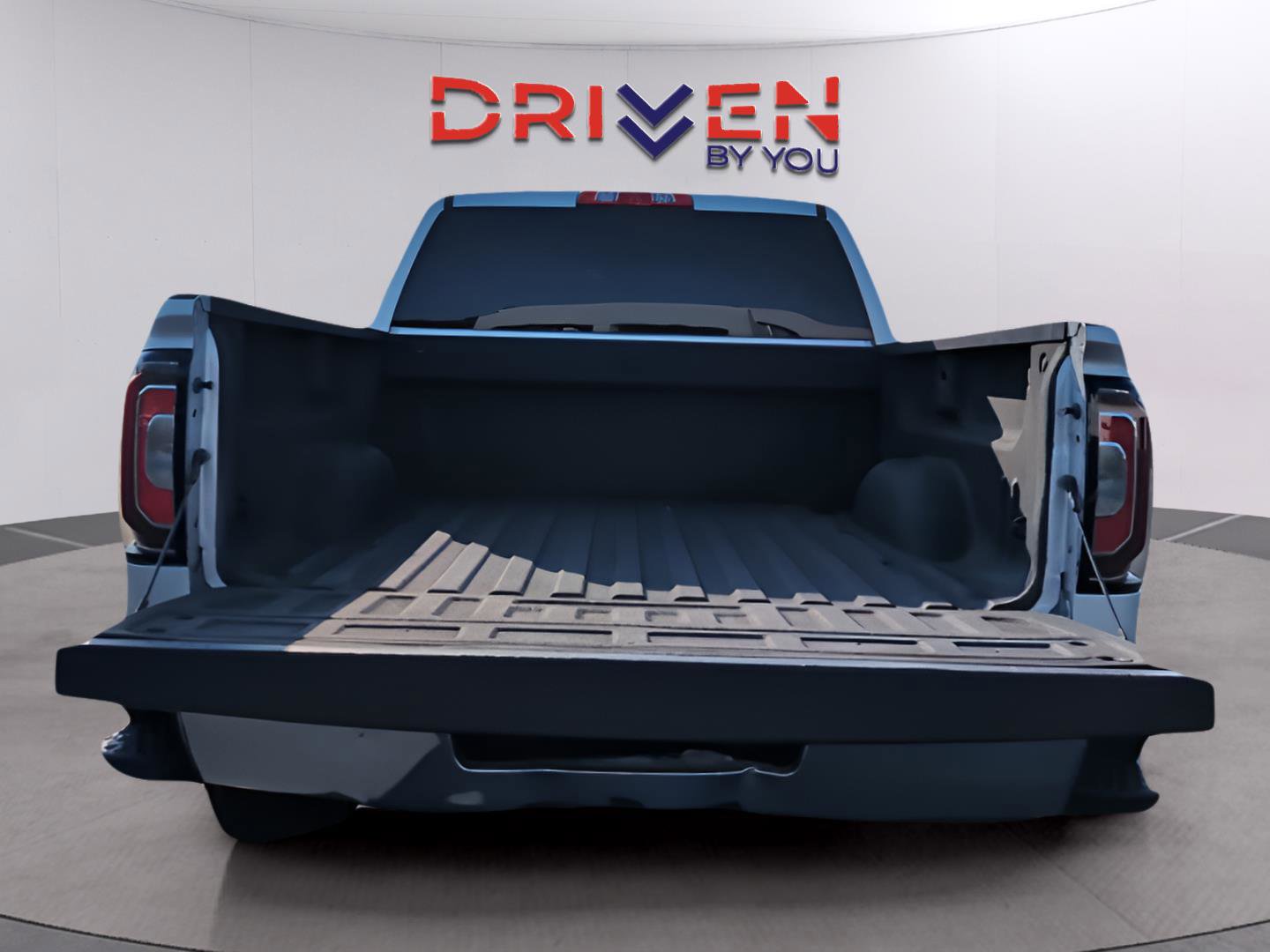 Used 2018 GMC Sierra 1500 SLT w/ Texas SLT Premium Package image 9