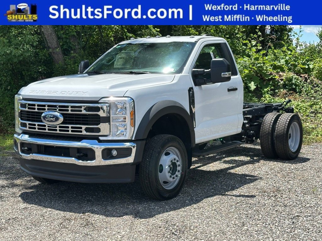New 2026 Ford F450 XL w/ XL Chrome Package AWD/4WD image 1