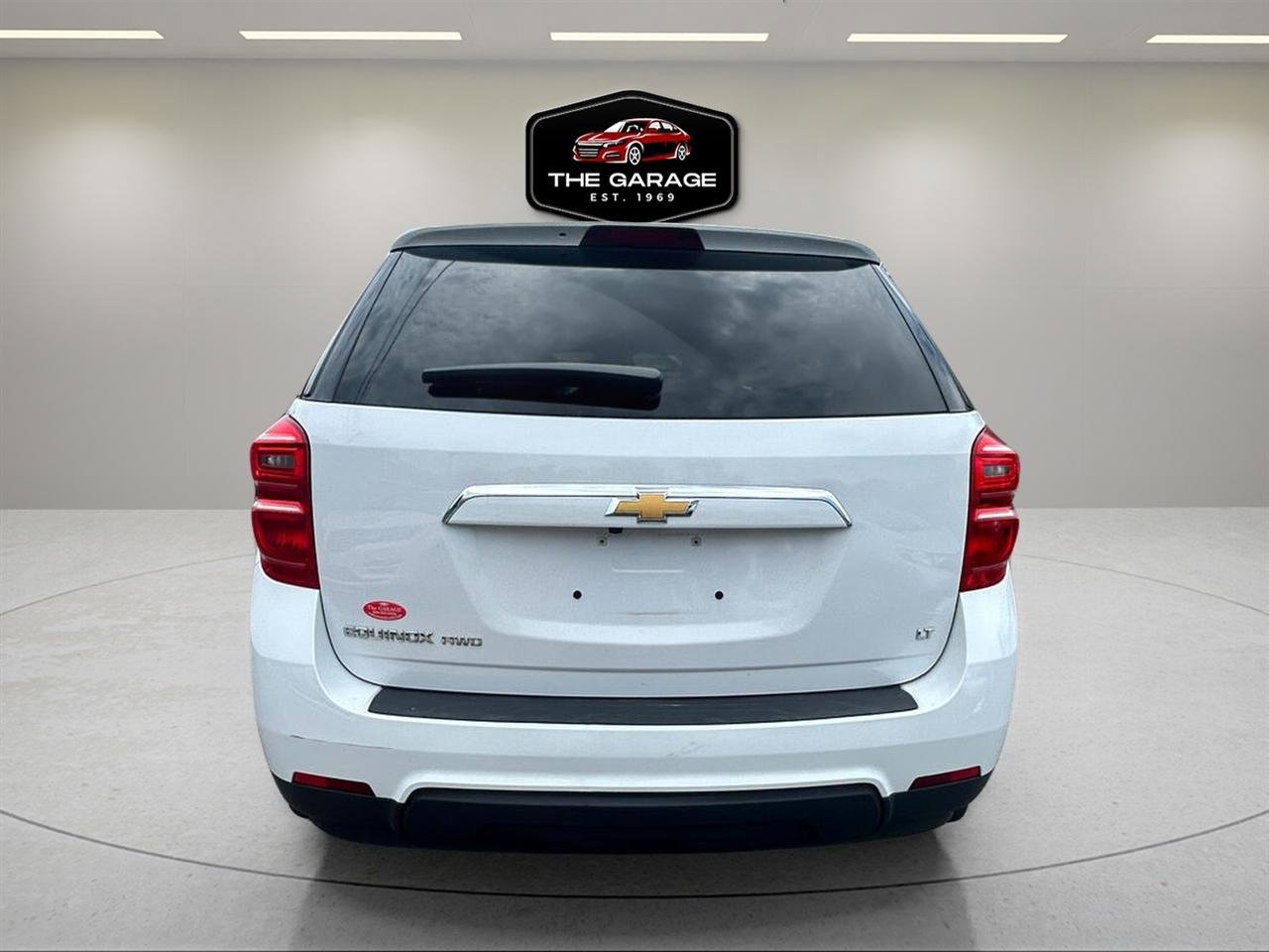 Used 2017 Chevrolet Equinox LT AWD/4WD image 4