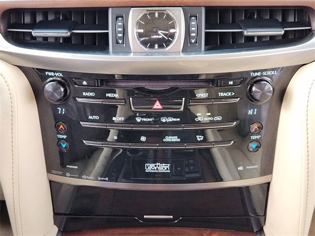 Used 2016 Lexus LX 570 4WD image 17