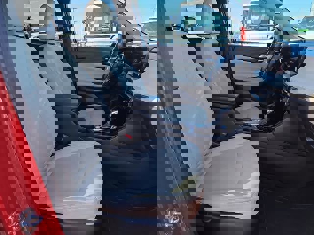 Used 2024 Buick Encore GX Sport Touring image 18