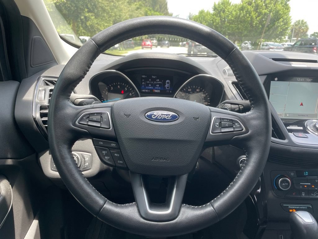 Used 2017 Ford Escape Titanium FWD image 12