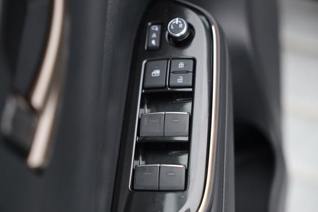 Used 2025 Toyota Crown Signia w/ Advanced Technology Package AWD/4WD image 14