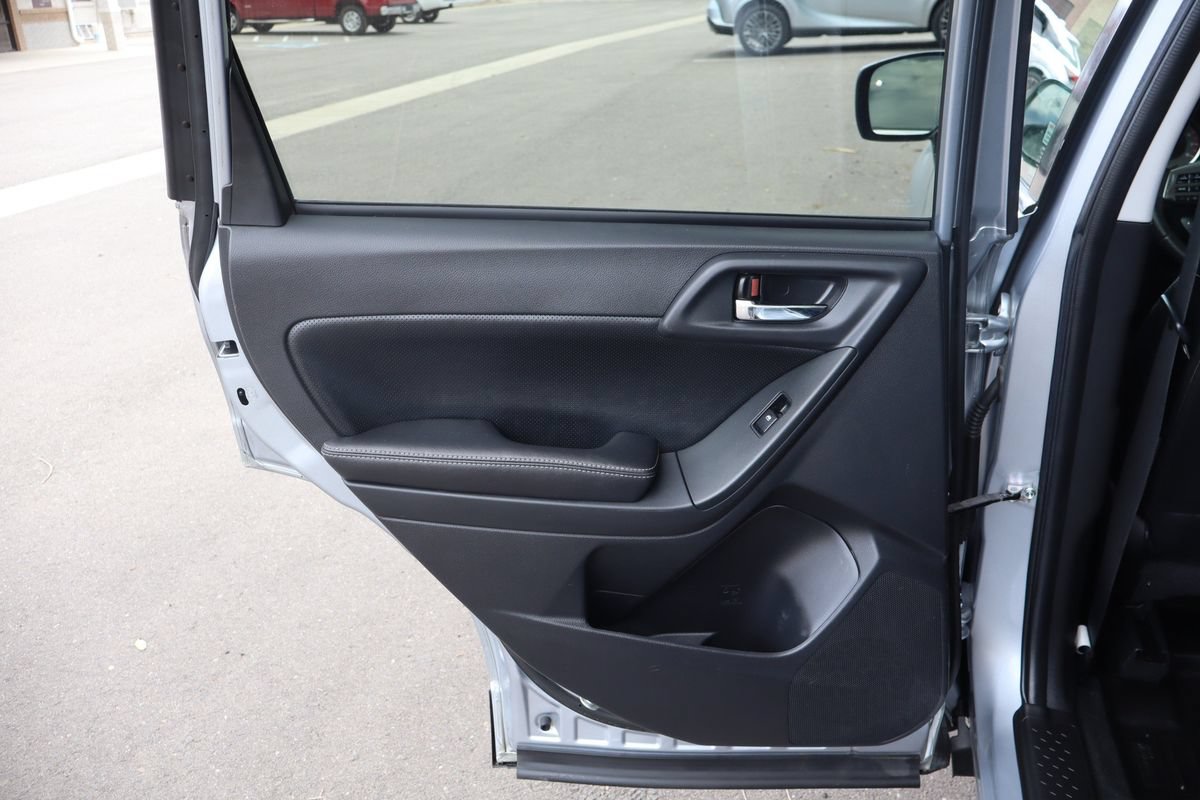 Used 2015 Subaru Forester 2.0XT Premium AWD/4WD image 24