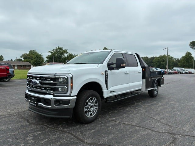 Used 2026 Ford F350 Lariat AWD/4WD image 1