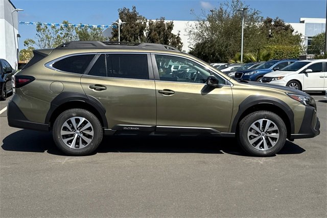New 2025 Subaru Outback Premium w/ Popular Package #1A image 3
