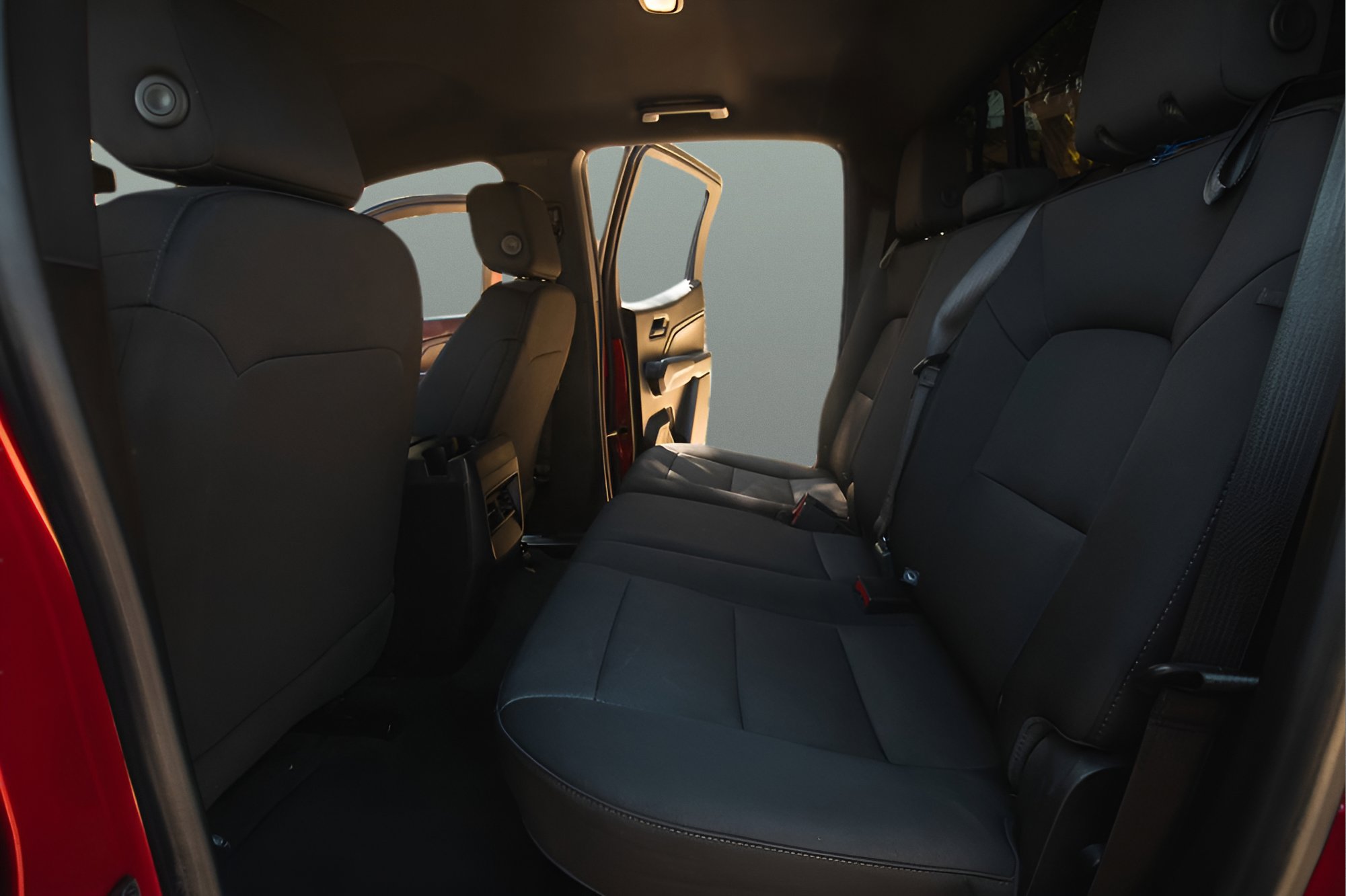 Used 2023 Chevrolet Colorado Trail Boss w/ LPO, Dark Essentials Package image 18