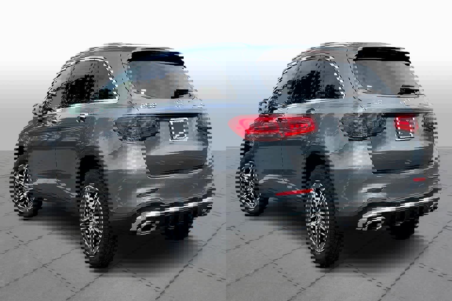 Certified 2022 Mercedes-Benz GLC 300 4MATIC image 11