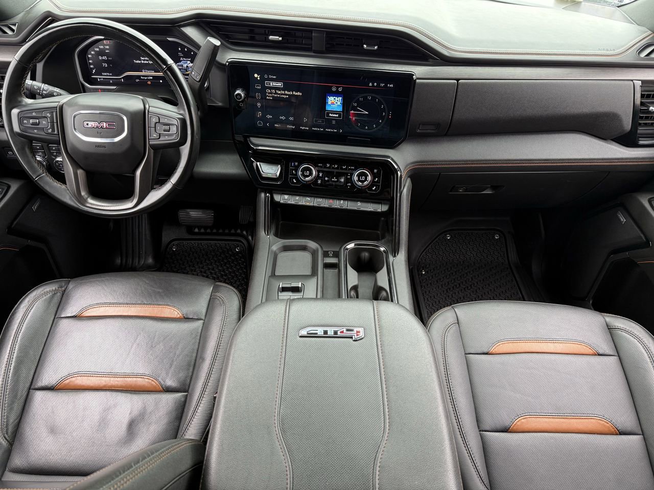 Used 2024 GMC Sierra 2500 AT4 AWD/4WD image 10