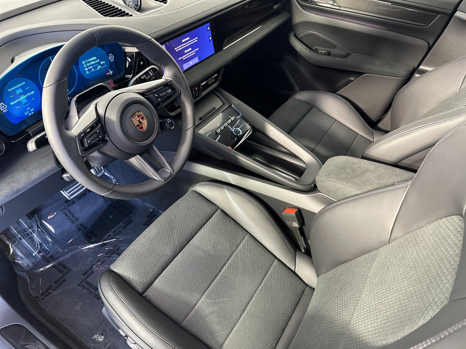 New 2026 Porsche Macan GTS Electric AWD/4WD image 4