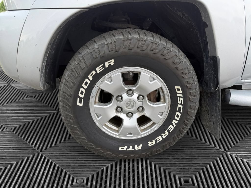Used 2007 Toyota Tacoma PreRunner RWD image 15