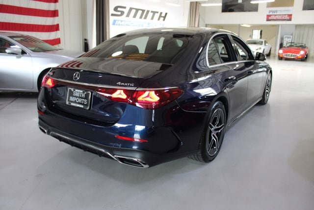 Used 2025 Mercedes-Benz E 450 4MATIC Sedan w/ Driver Assistance Package image 40