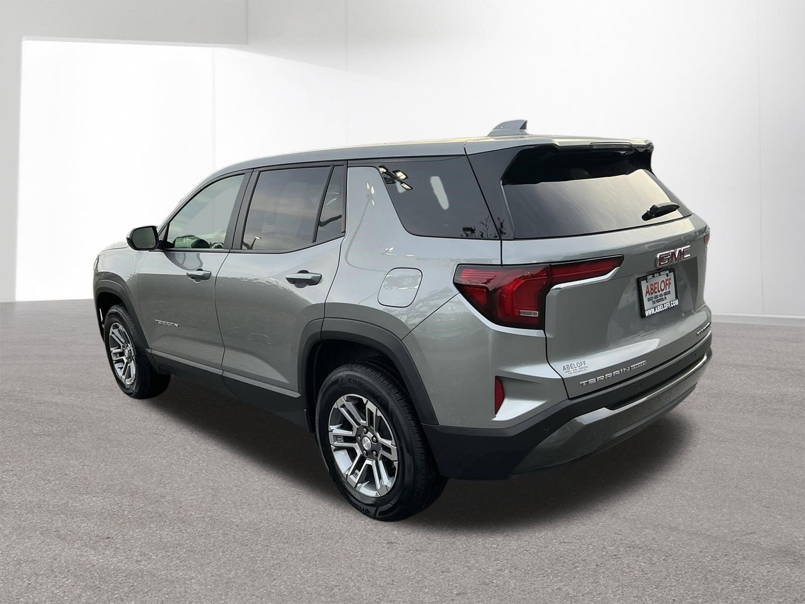 Used 2025 GMC Terrain Elevation AWD/4WD image 5