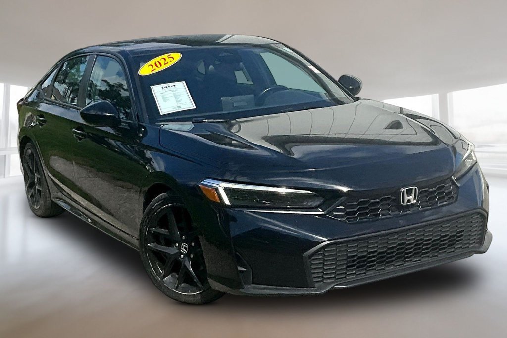 Used 2025 Honda Civic Sport image 3
