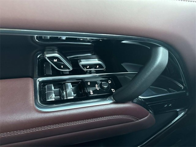 Used 2023 Land Rover Range Rover SE image 21