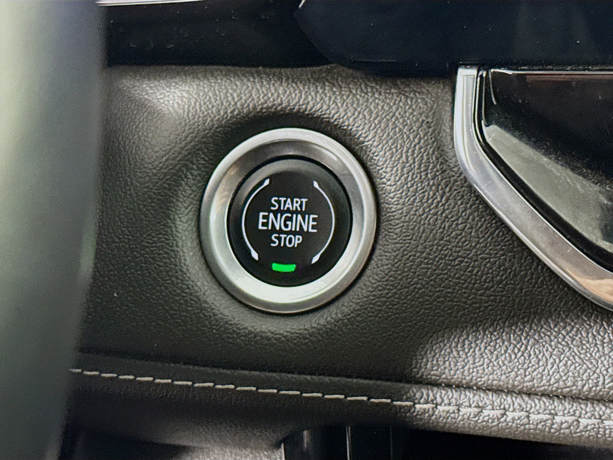 Used 2024 Chevrolet Colorado LT w/ LT Convenience Package III image 20