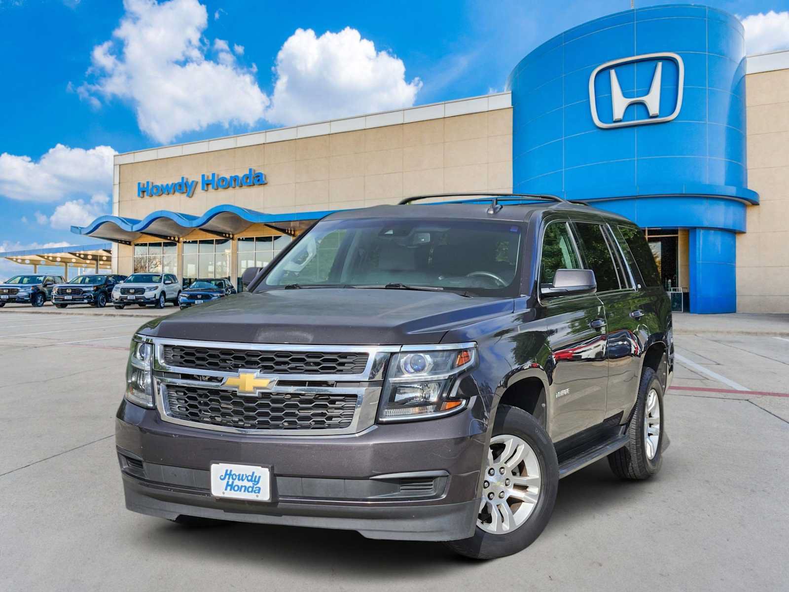 Used 2016 Chevrolet Tahoe LT RWD image 1