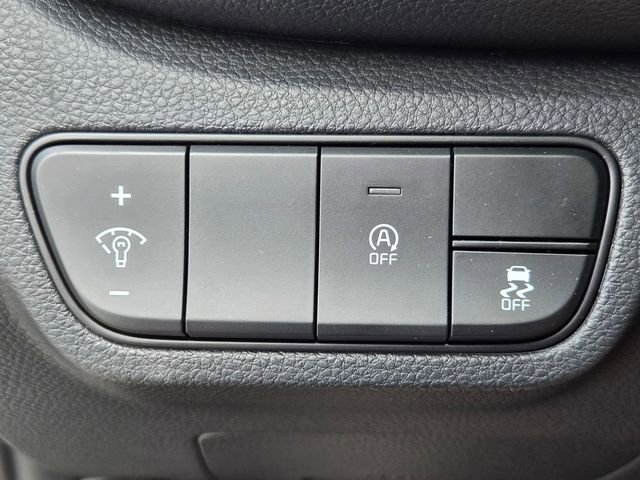 New 2026 Kia Seltos LX image 17