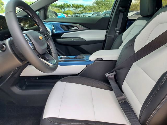 New 2026 Chevrolet Equinox EV LT image 9