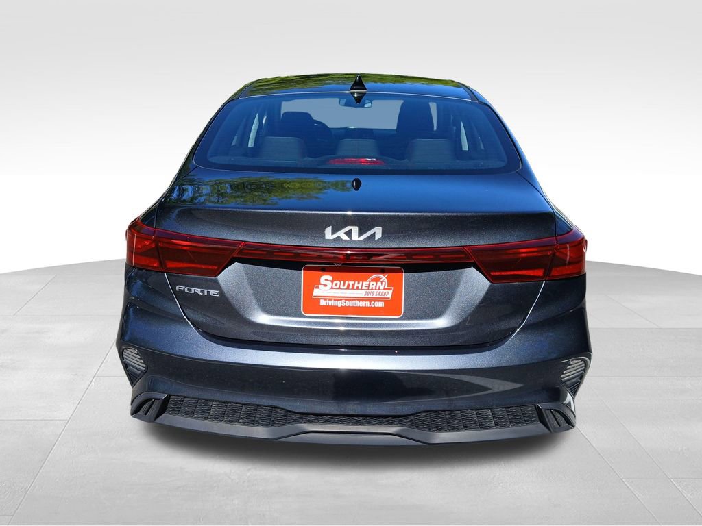 Used 2022 Kia Forte LXS FWD image 10